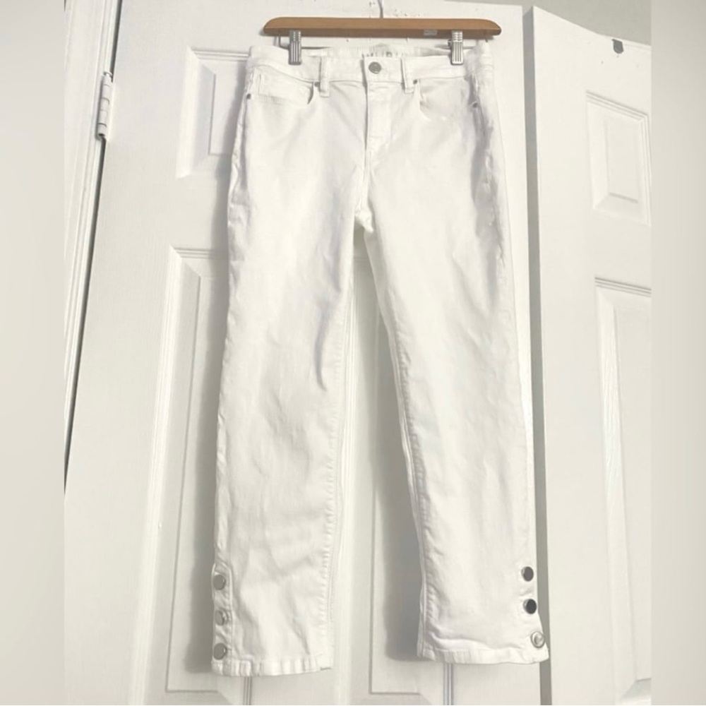 WHBM White Buttoned Mid Rise Ankle Jeans Size 4